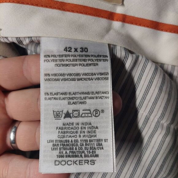 Mens Dockers Pro Style Khaki Flat Front D2 Straight Pants Size 42x30 NWT - Picture 11 of 12